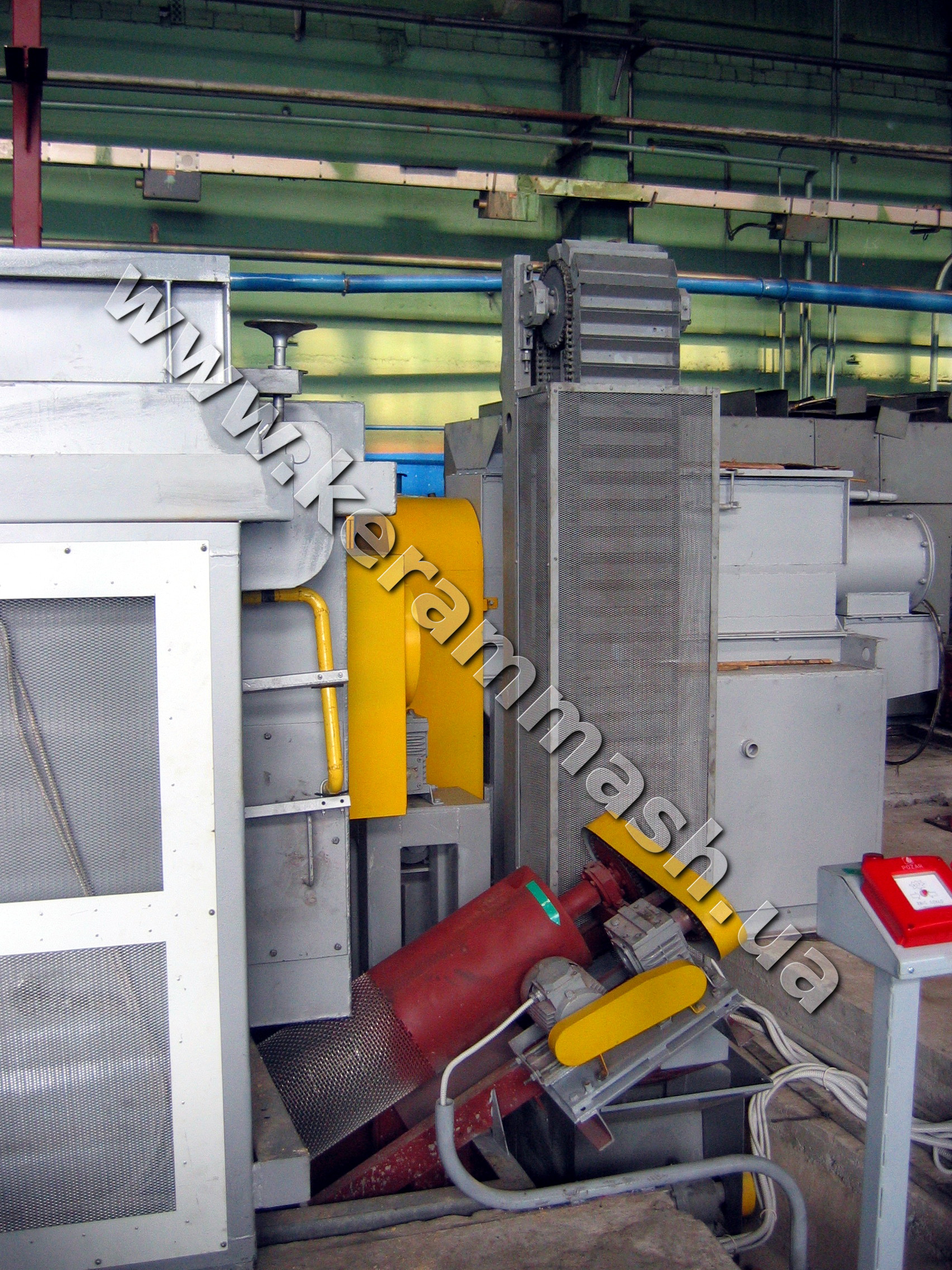 Industrial drum furnace for chemical heat treatment