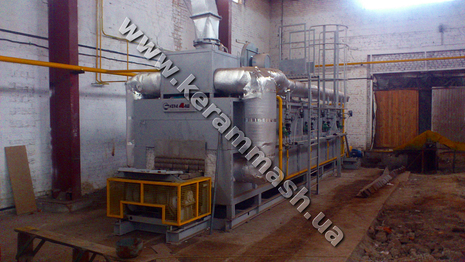 The industrial furnace for heat treatment of torsion bars and spring groups
