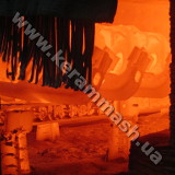 Industrial pusher-type furnaces with gas heating for heat treatment