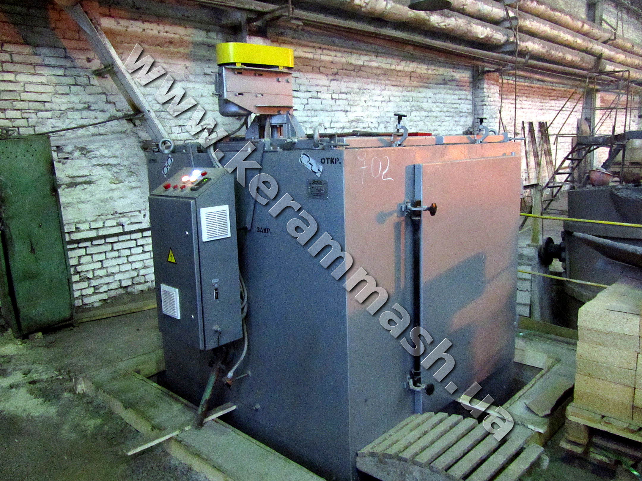 Industrial drying furnace