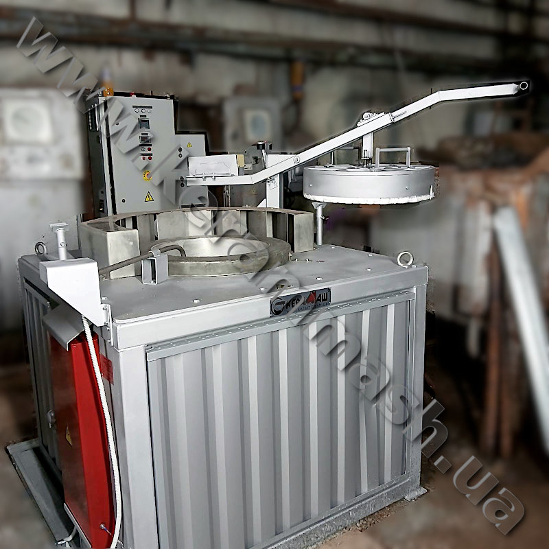 Industrial shaft salt-bath furnace for heat treatment