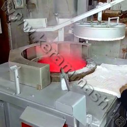 Industrial shaft salt-bath furnace for heat treatment